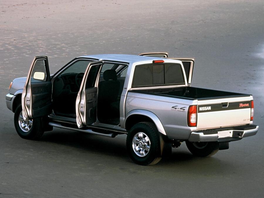  Nissan Frontier Crew Cab 2000 года  (фото 5 из 5)